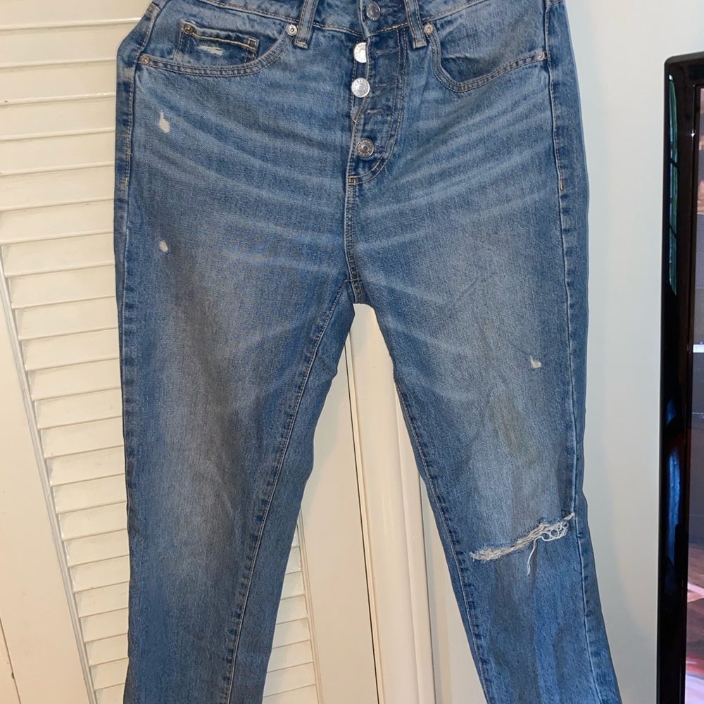 Light wash garage mom jeans